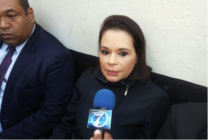 Roxana Baldetti Elías con su abogado Benjamín Estrada