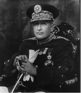 “General de División” Jorge Ubico Castañeda, siempre se creyó un Napoleón Bonaparte.